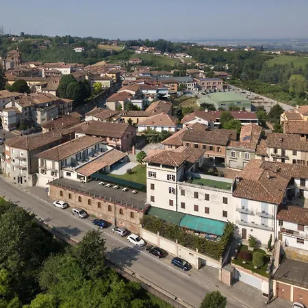 Rocche Costamagna Art Suites-3